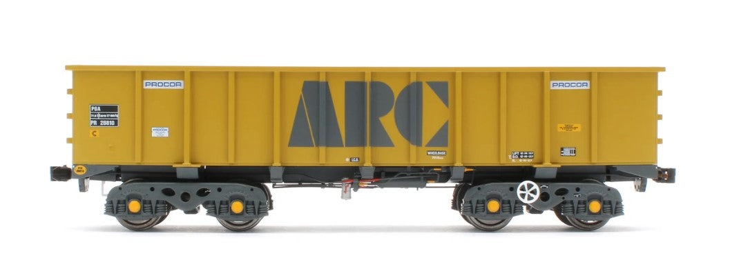 Accurascale ACC2965 Set of 5 PTA - ARC Early (Procor) Wagons - Pack 2 Eras 7/8