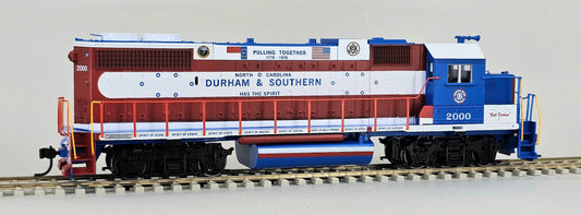 ATHEARN HO Gauge #78901 GP38-2 Durham & Southern BICENTENNIAL #2000 - DC Only