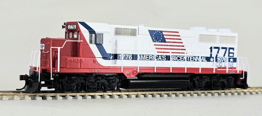 ATHEARN #94223 HO Gauge GP35 Soo Line #1776 'America's Bicentennial' Locomotive (Quick Plug DCC Equipped)
