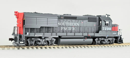 ATHEARN #94719 HO Gauge GP40X SOUTHERN PACIFIC with Elephant Ears #7200 Locomotive (DCC Quick Plug Equipped - 8 Pin Manufacturer Specific Decoders)