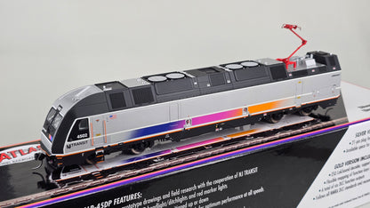 ATLAS HO Scale Item:10002499 Silver Version ALP-45DP - NJ Transit No.4502