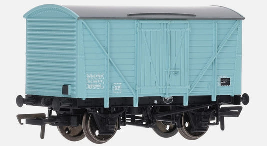BACHMANN OO Gauge 38-190A 12T Insulated Van Light Blue No. B872016
