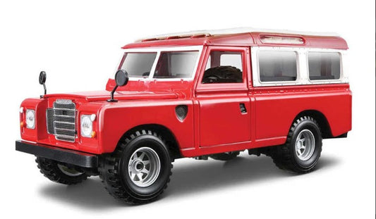 BBURAGO #22063 (Red Finish) - 1/24 Scale Die Cast Land Rover Series II - Chester Model Centre