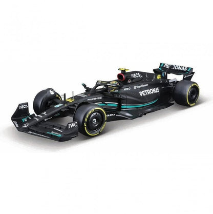 Bburago #18-28506 1/24 Scale Mercedes-AMG F1 W14 E Performance Die-Cast Metal Kit Lewis Hamilton