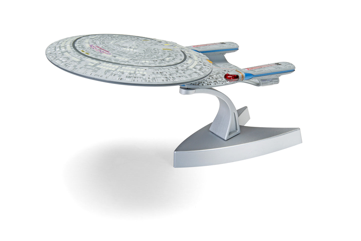 Corgi CC96611 Star Trek - USS Enterprise NCC-1701-D (The Next Generation) - Chester Model Centre