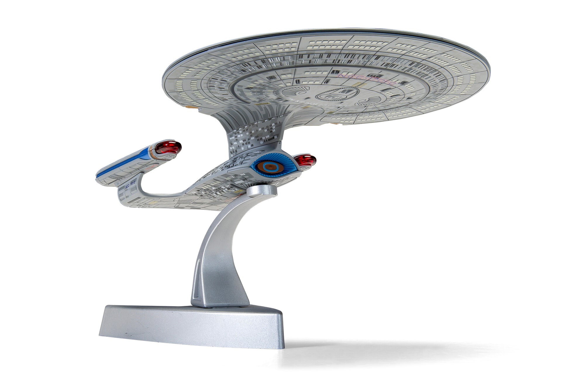 Corgi CC96611 Star Trek - USS Enterprise NCC-1701-D (The Next Generation) - Chester Model Centre