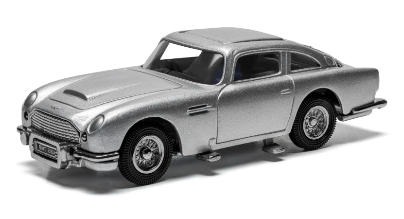 CORGI RT70007 - James Bond's Aston Martin DB5 Classic Collection 1/43 Scale
