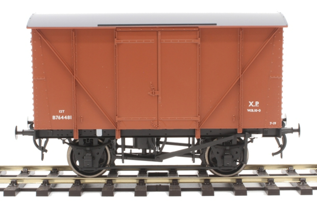 DAPOL 7F-056-018 BR Standard Plywood Van Bauxite B764481
