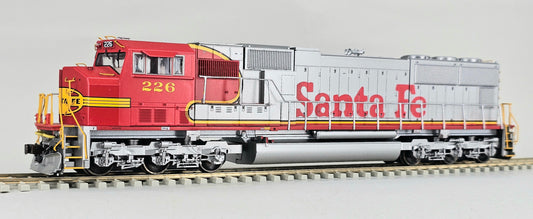 GENESIS #G6137 HO Gauge SD75M Santa Fe No.1 Running No.226 (DC)