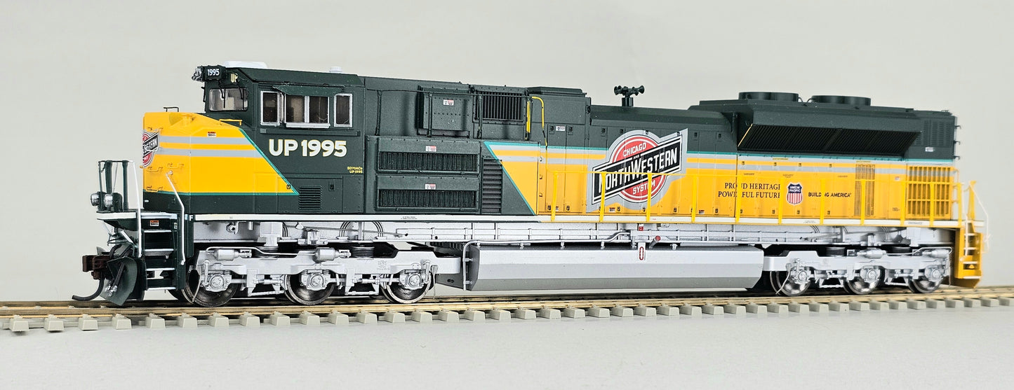 GENESIS #G68571 HO Gauge SD70ACe Chicago & North Western Heritage #1995 (DCC Ready - 8 or 9 pin)