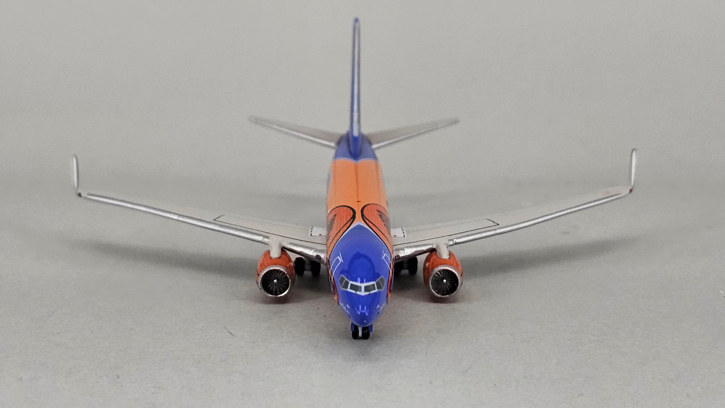 Gemini Jets Limited Edition Collectible 1:400 Scale Die-cast Boeing 737-700 'Southwest Airlines' Model Aircraft. Reg No.N224WN - Chester Model Centre