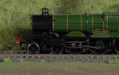 HORNBY R30402 GWR - Castle Class - 5081 'Lockheed Hudson' Era 3 - Grouping (1923 - 1947) DCC Ready 21 Pin