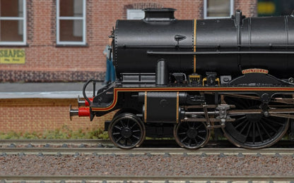 HORNBY R30414 LMS - Patriot Class - 'Holyhead' 5514 Era 3 Grouping (1923-1947) DCC Ready - 21 Pin