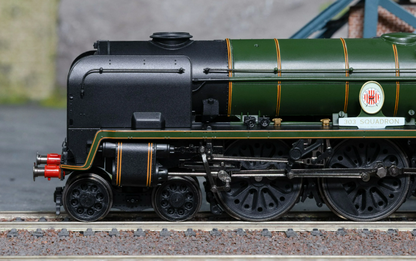 HORNBY R30485 BR - Battle of Britain Class (Rebuilt) - '303 Squadron' - 34053