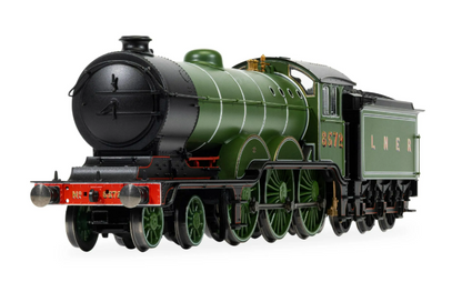 HORNBY R30502 LNER B12 Class Locomotive 4-6-0 No.8572 DCC Ready - 8 Pin