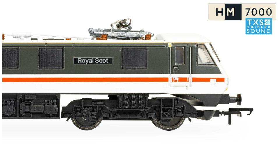 HORNBY R30529TXS RailRoad: BR - Intercity Class 90 - 'Royal Scot' 90001  90001 (DCC Sound Fitted)