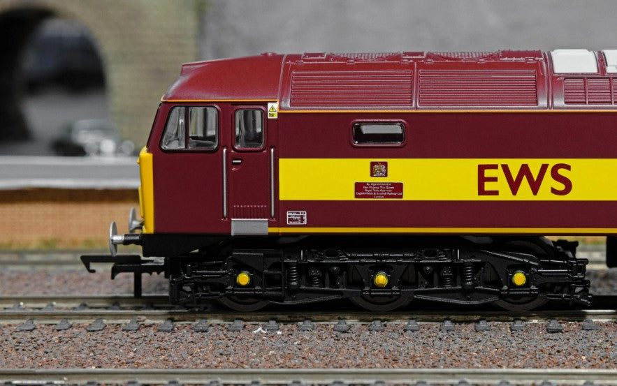 HORNBY R30541 RailRoad: EWS - Class 47 - 'Windsor Castle' 47787 Era 9 - Privatisation - DCC Ready 21 Pin