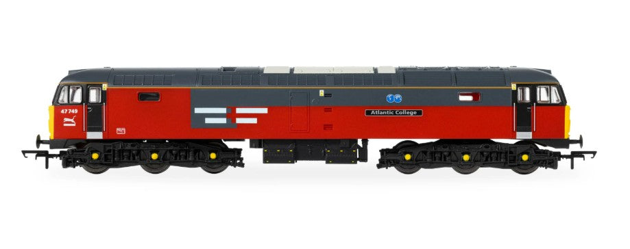 HORNBY R30543 RailRoad: RES - Class 47 - 'ATLANTIC COLLEGE' 47749 Era 8 - Sectorisation - DCC Ready 21 Pin