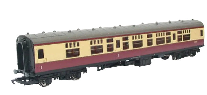 HORNBY R4256 MK1 Composite Coach Southern Region S15042 - Chester Model Centre