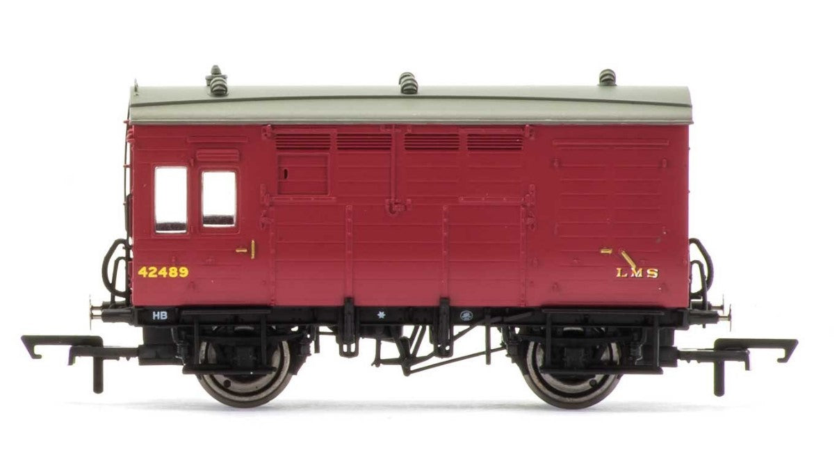 HORNBY R6727 LMS Horse Box No.42489