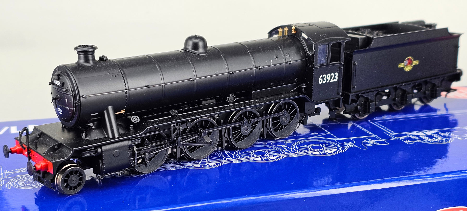 HELJAN 3934 BR Late Crest Black '02/1' 2-8 -0 No.63923 (LNER cab/stepped tender) DCC Ready - 21 Pin - Chester Model Centre