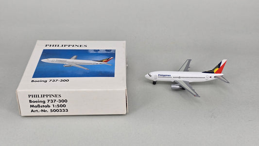 Herpa Wings 500333 Philippines Boeing 737-300 (1:500) - Chester Model Centre