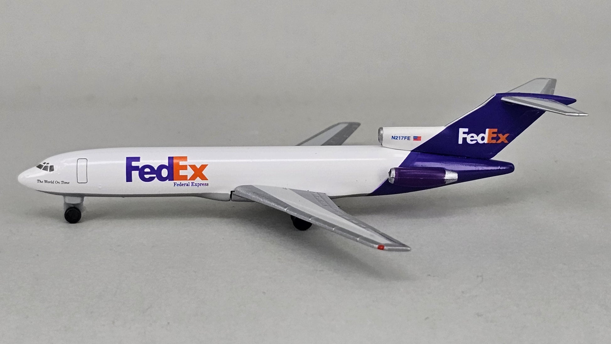Herpa Wings FedEx (Federal Express) Boeing 727-200 Model No: 503099 - Chester Model Centre