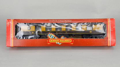 HORNBY R223 1st Class Pullman Coach  'Unnamed' - Chester Model Centre