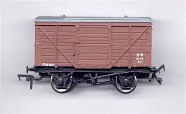 BACHMANN 37-802 12T Planked Ventilated Van BR Brown - Chester Model Centre