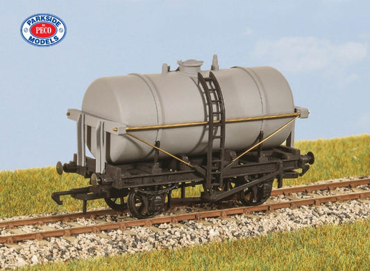 PECO PARKSIDE OO/HO Gauge PC92 10ft Wheelbase Oil Tank Wagon - Chester Model Centre