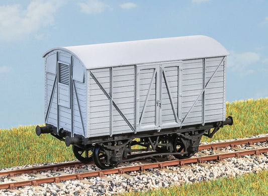 Parkside by Peco PC88 GWR 10ton Banana Van HO/OO Gauge - Chester Model Centre