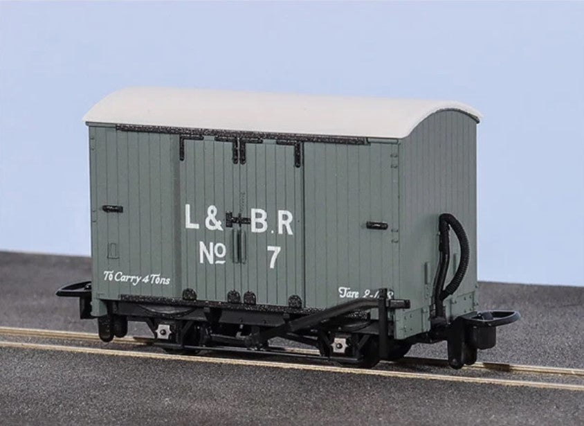 PECO GR-220B BOX VAN, L&B Livery No.7