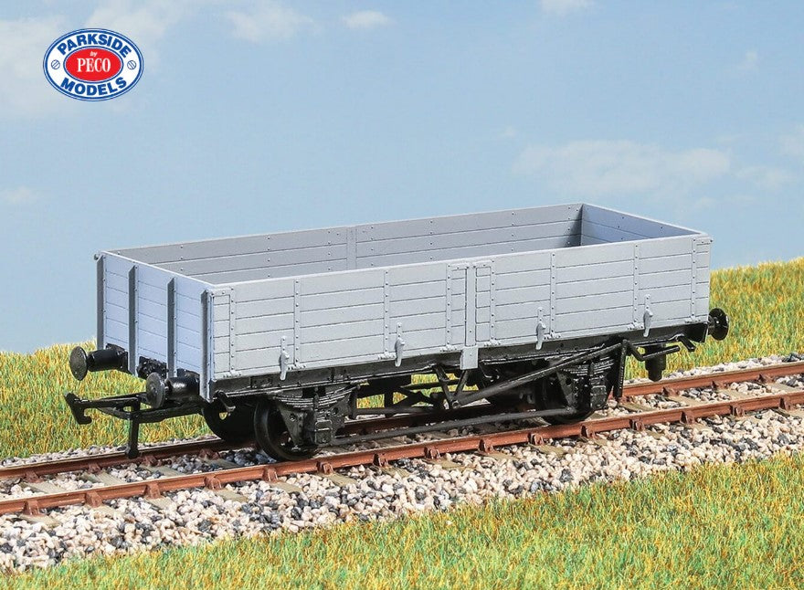PARKSIDE by PECO PC43 OO Gauge BR 12T Pipe Wagon (Dia 1/460) - Chester Model Centre