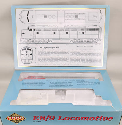 PROTO 2000 SERIES #8017 HO Gauge E8/9 Locomotive AT&SF #85 - Chester Model Centre