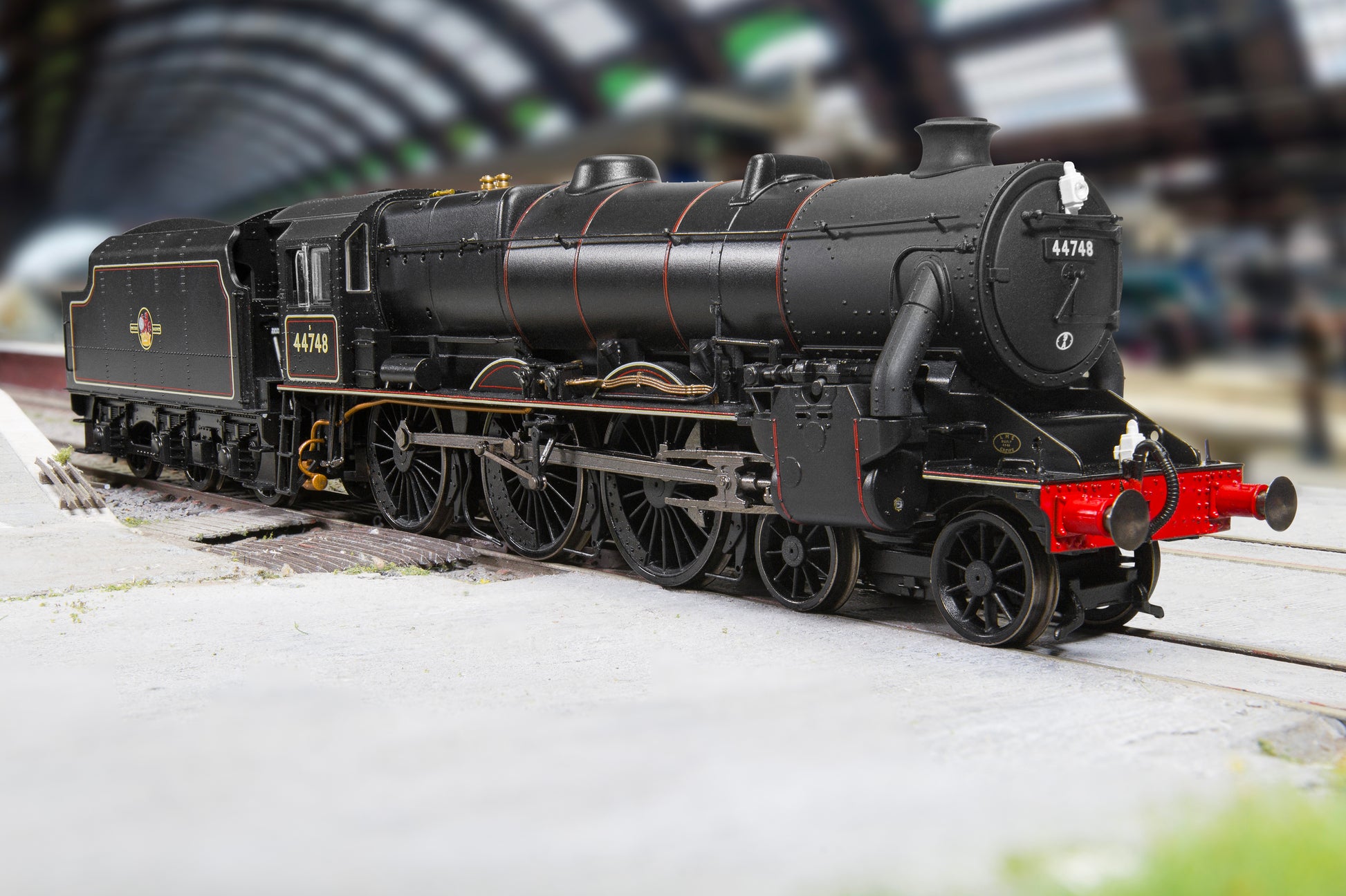 Hornby R30389 BR - Stanier 5MT Black 5 - 44748 'Late Caprotti' - Chester Model Centre