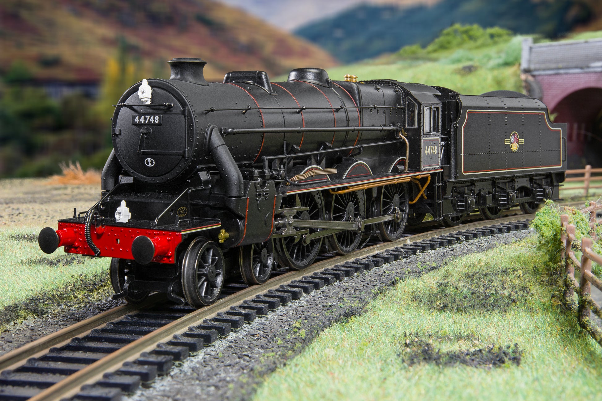 Hornby R30389 BR - Stanier 5MT Black 5 - 44748 'Late Caprotti' - Chester Model Centre