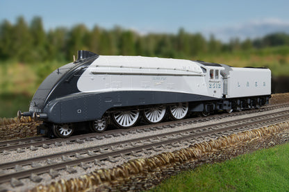 R30459 Hornby Dublo: LNER Class A4 4-6-2 - 2512 'Silver Fox' (Silver Jubilee Collection) - Chester Model Centre