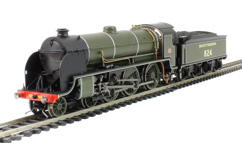 HORNBY R3327 Southern Region SR Class No.824 DCC Ready 8 Pin Socket - Chester Model Centre