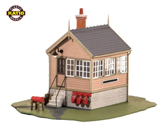 RATIO OO/HO Gauge 503 Platform/Ground Level Signal Box - Chester Model Centre