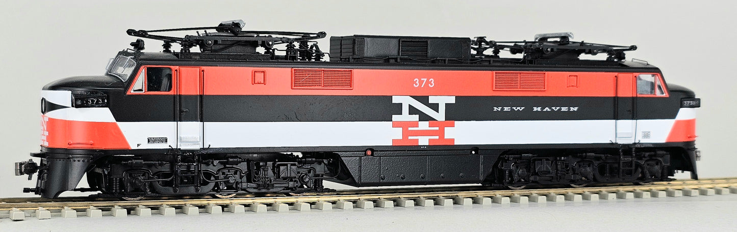 RAPIDO TRAINS INC. #84004 HO Scale GE EP-5 NEW HAVEN #373 (as Delivered w/Vents). DC, but can be converted to DCC using a 21 pin decoder.