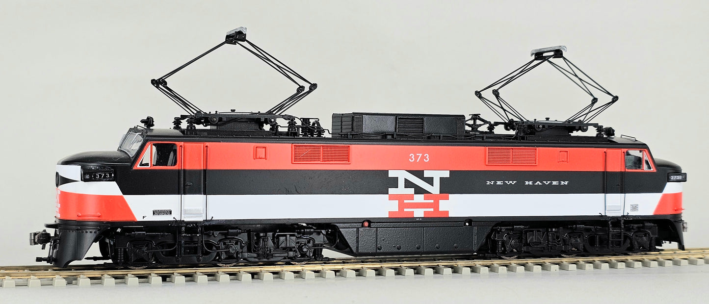 RAPIDO TRAINS INC. #84004 HO Scale GE EP-5 NEW HAVEN #373 (as Delivered w/Vents). DC, but can be converted to DCC using a 21 pin decoder.