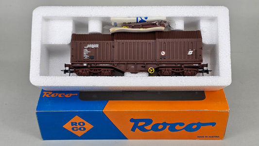 Roco 4395A Telescopic Hood Wagon Brown - Chester Model Centre