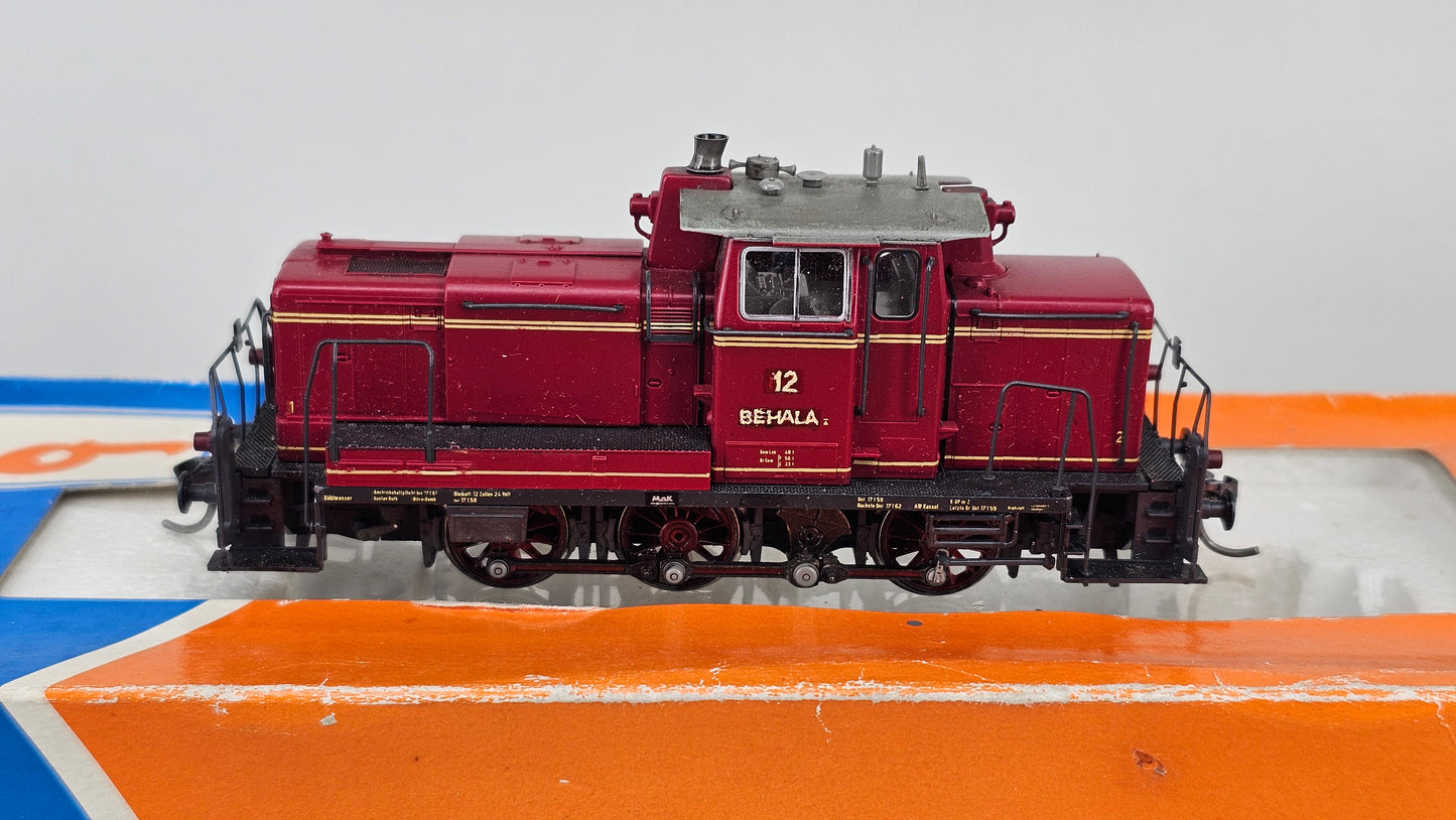 Roco 43620 Class V60 Diesel Shunting Locomotive Maroon - Chester Model Centre
