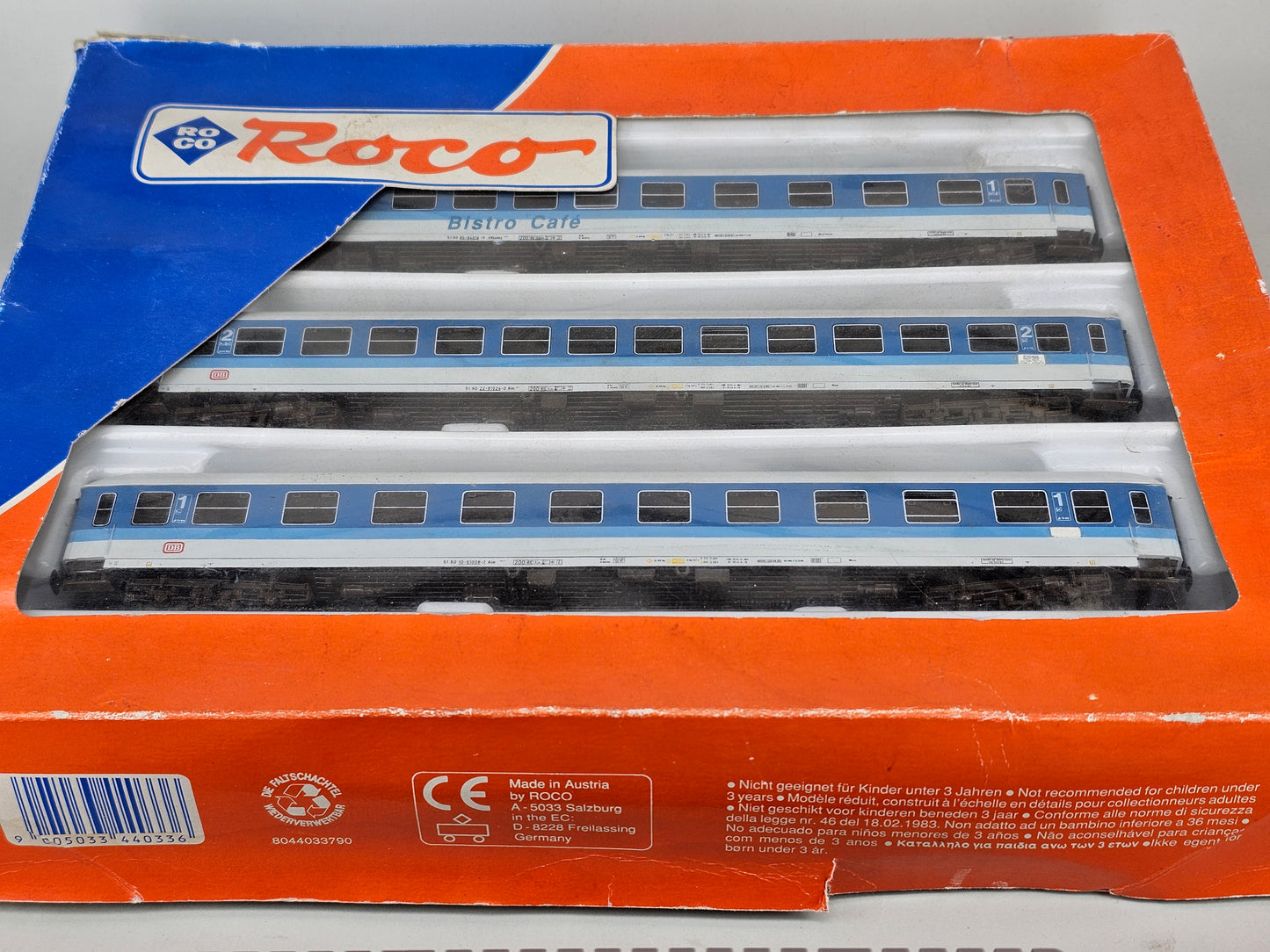 Roco 44033 HO Scale InterRegio Passenger Coaches of the Deutsche Bundesbahn Set of 3 - Chester Model Centre
