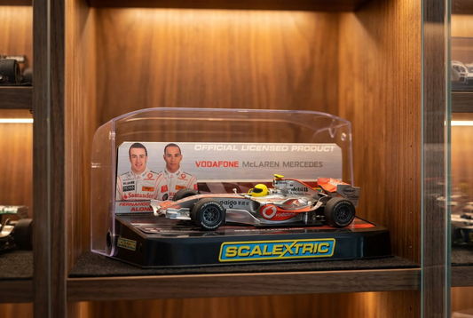 SCALEXTRIC C2880 F1 Vodafone Lewis Hamilton McLaren Mercedes MP4-21 - Chester Model Centre