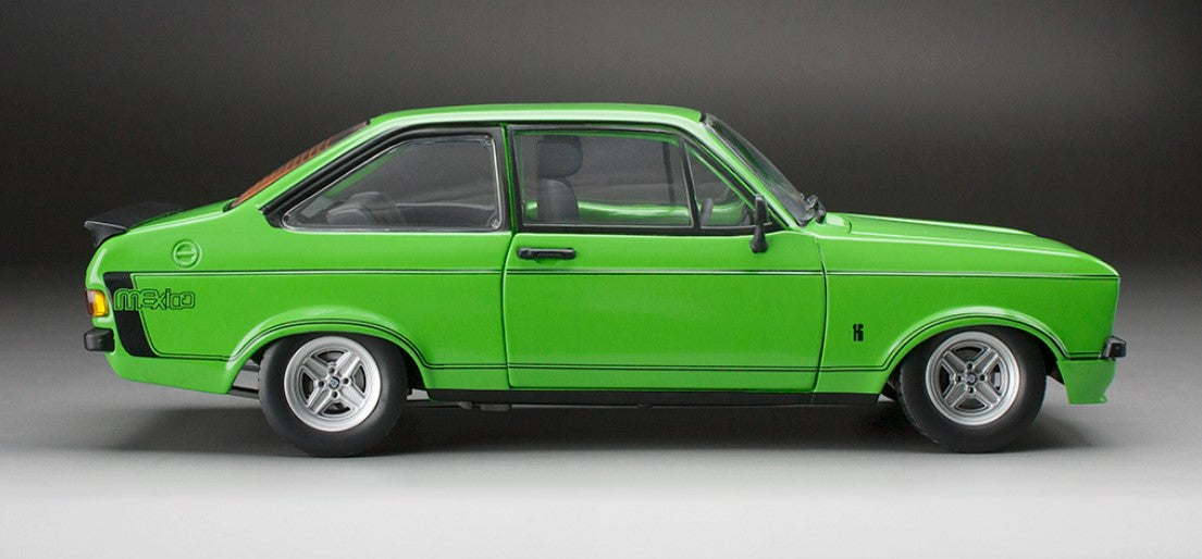 SUNSTAR #4635R - 1976 Ford Escort MKII RS Mexico -Signal Green (RHD)