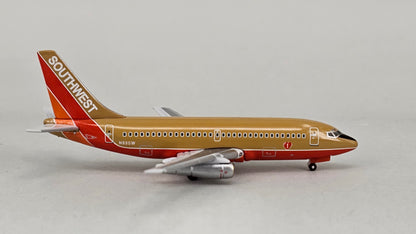 Gemini Jets 1:400 Scale Boeing 737-200 'Southwest Airlines' Model Aircraft. Reg No.N93SW - Chester Model Centre