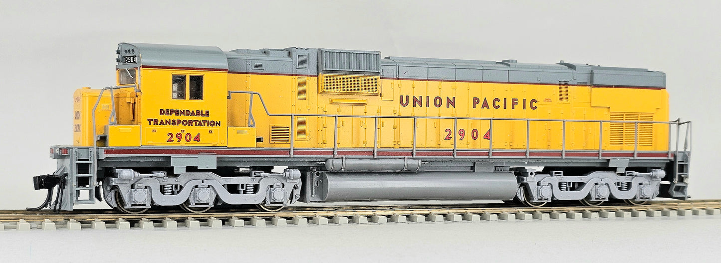 STEWART HOBBIES #6318 ALCO Century 630 Union Pacific Locomotive #2904 DC Only