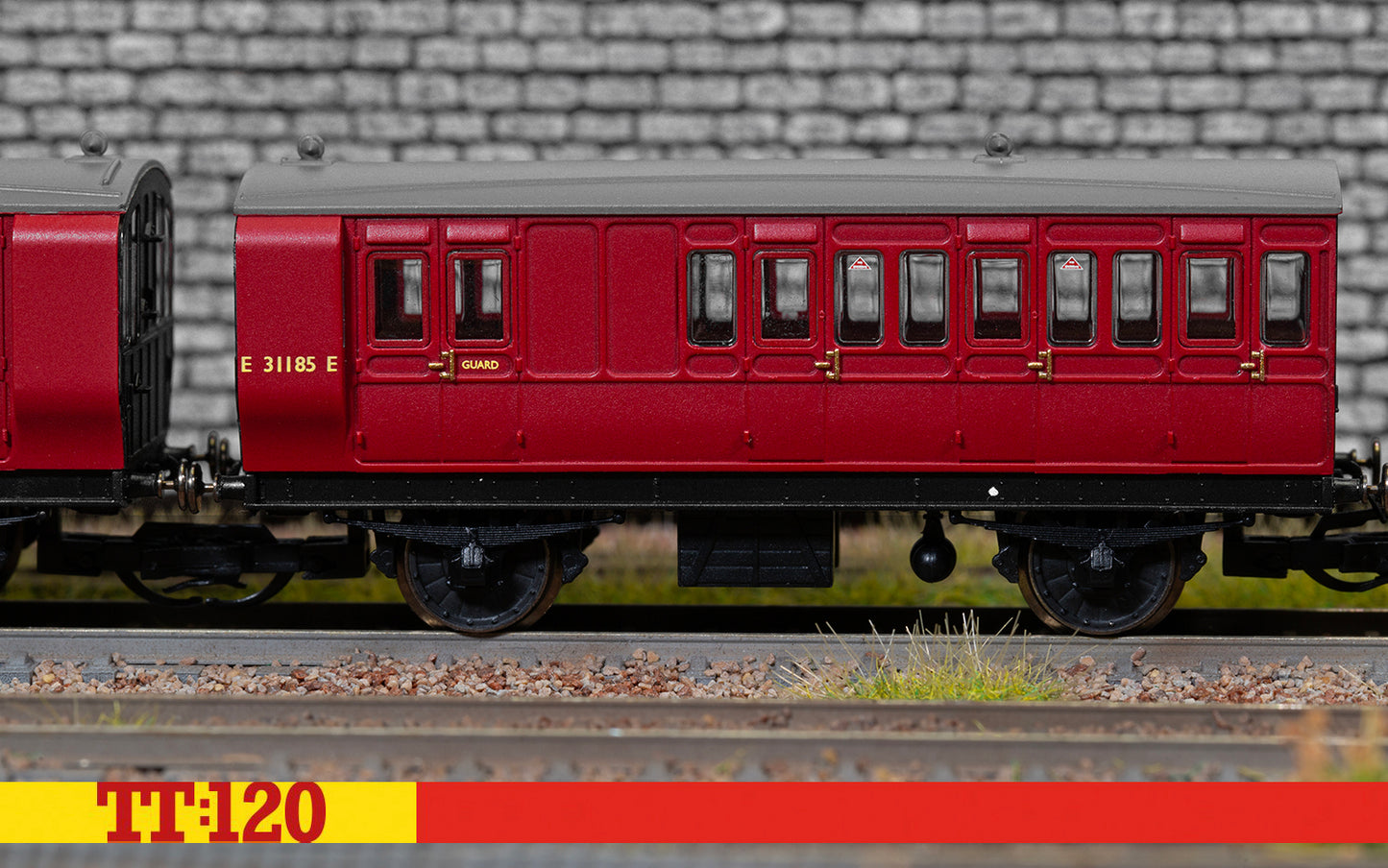 SALE - Hornby TT4061 BR 4 Wheel Coach 3rd Class Brake - Chester Model Centre