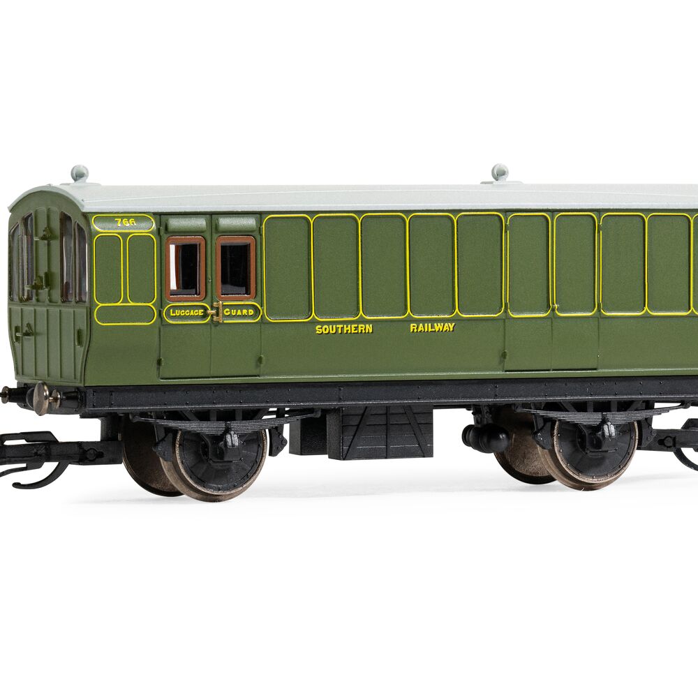 SALE - Hornby TT4054 SR - 4 Wheel Passenger Brake Coach - '766'SALE -